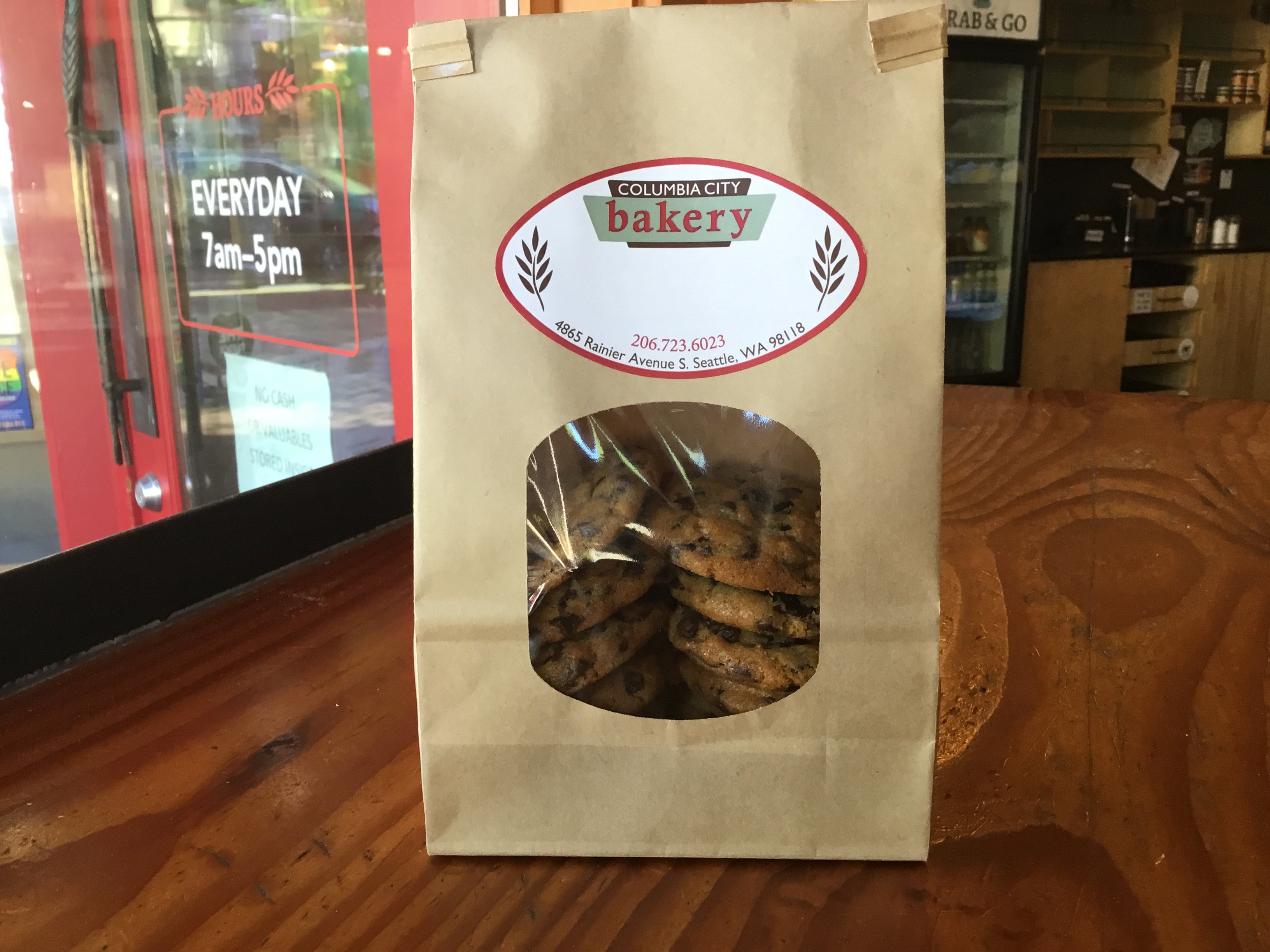 Oatmeal Chocolate Chip Date Cookie Bag of 4